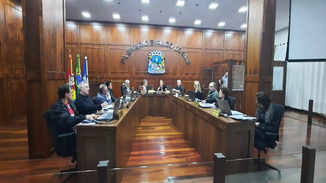 Três projetos de lei, um pedido de informações e cinco moções foram aprovadas na Câmara de Barbosa